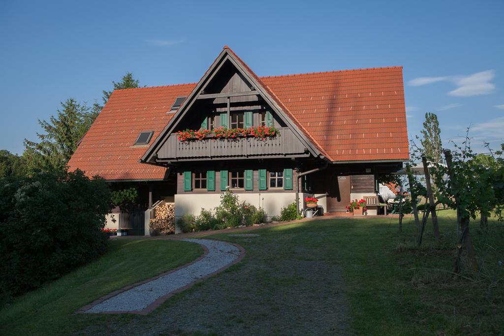Ferienhaus Neubauer シュピールフェルト エクステリア 写真